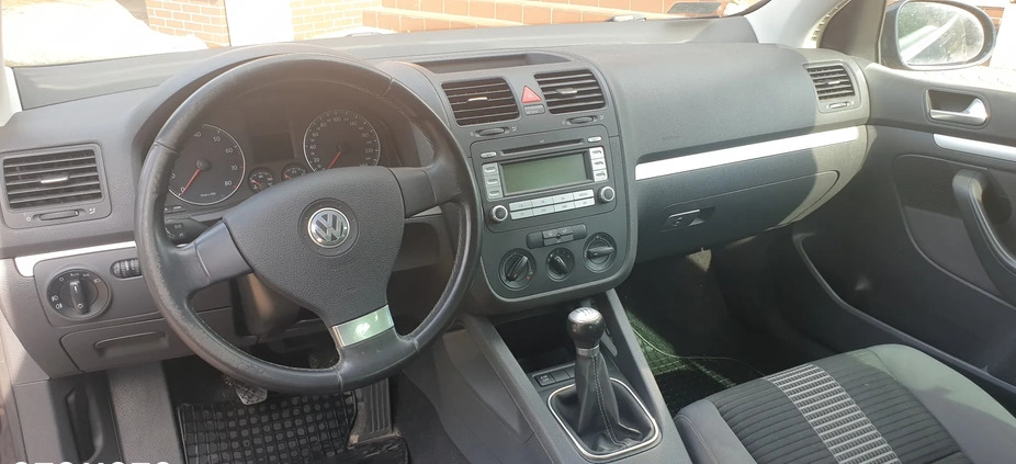Volkswagen Golf cena 13500 przebieg: 114300, rok produkcji 2007 z Augustów małe 92